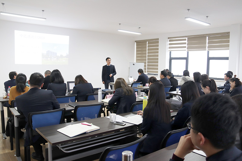 01进出口总结会.JPG