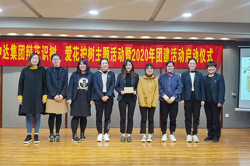 第二名颁奖 (2).jpg