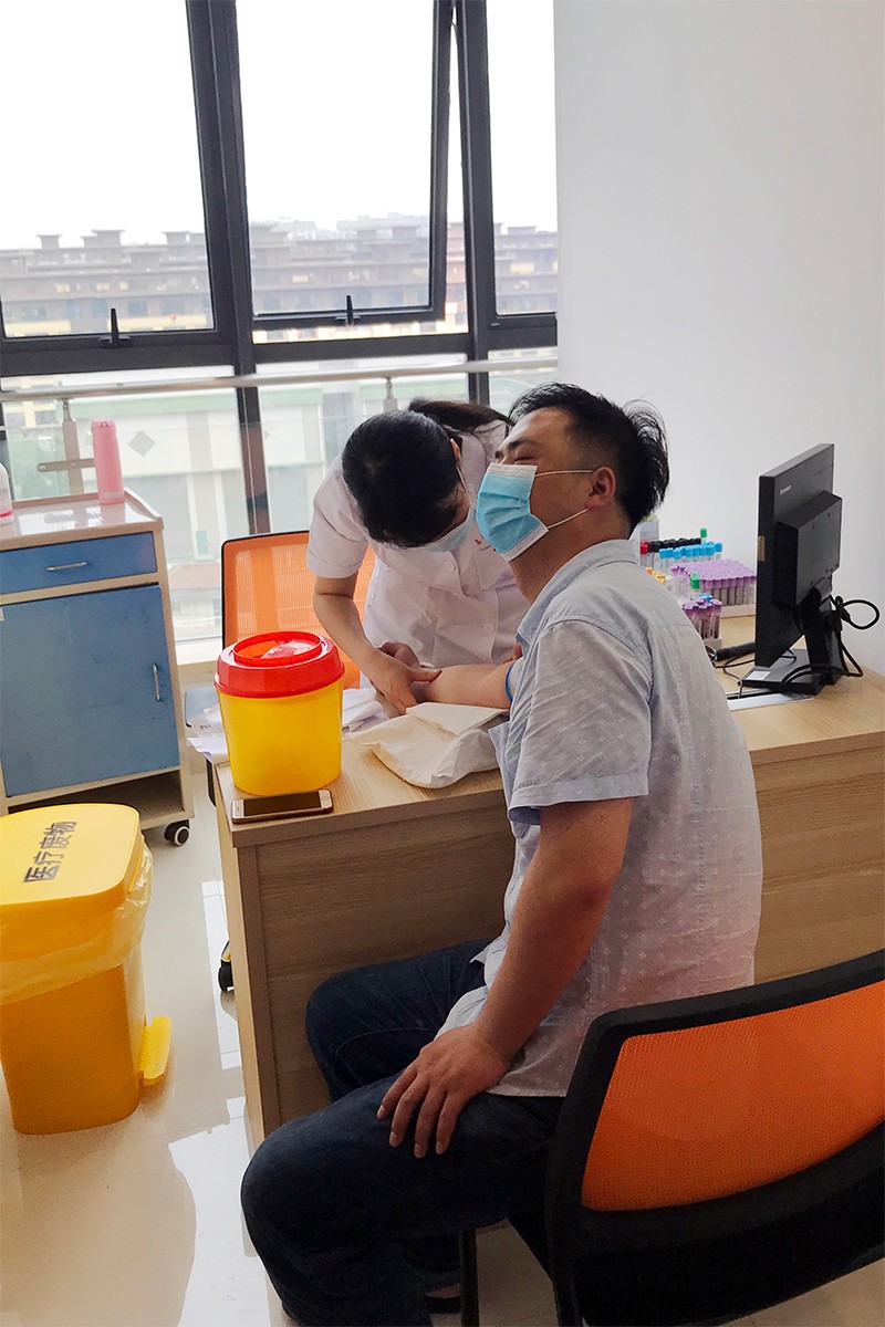 1589964317210726.jpg 体检现场800.jpg